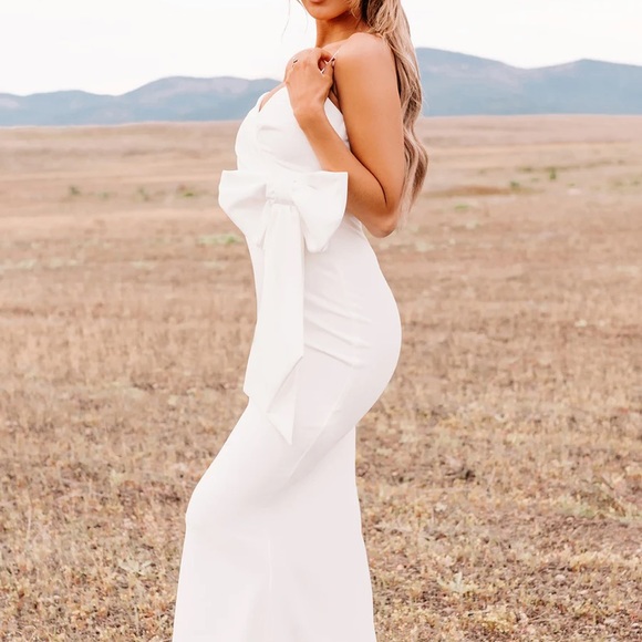 Aakaa Wedding Dress - Picture 6 of 6